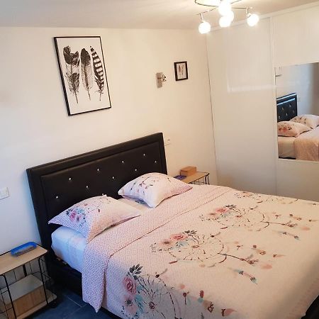 Apartment Avignon Le Pontet  Εξωτερικό φωτογραφία